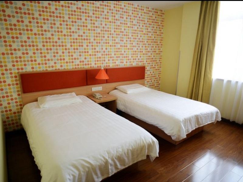 Home Inns Shanghai Pudong Sanlin Subway Station Branch מראה חיצוני תמונה